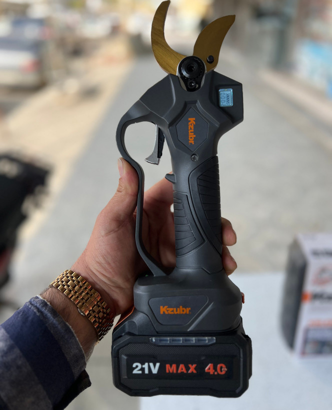 قیچی باغبانی شارژی براشلس زوبر (Kzubr) مدل KBLEPS-21V-40 - حرفهای و پرقدرت
