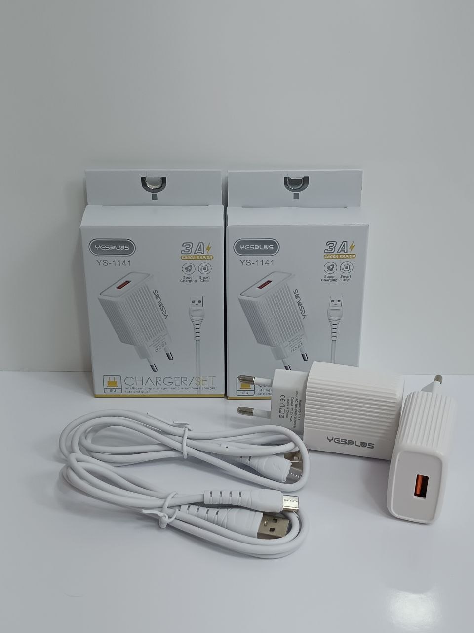 کلگی شارژر YESPLUS YS-1141 فست شارژ 3 آمپر به همراه کابل شارژ